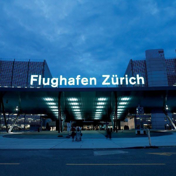 avec – Flughafen Zuerich